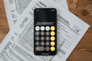 住民税の仕組みを会社員向けに整理｜給与天引きの中身を知る - tax document calculation