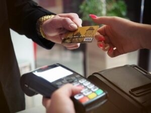 楽天キャッシュ経由クレカ積立の現状と注意点|2026年最新ルール - credit card payment