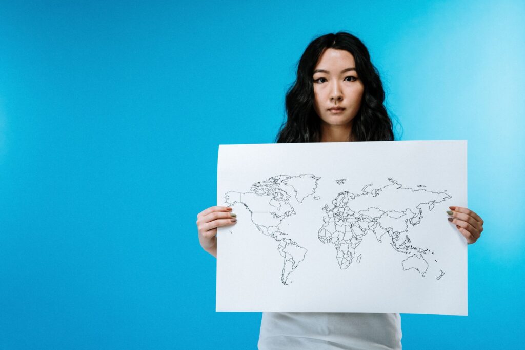 世界に分散する意味｜オルカン1本でできる国際分散の考え方 - global diversification map