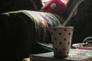 家で楽しむ温かい一杯｜在宅の小さな贅沢で満足度を上げる - home coffee cozy