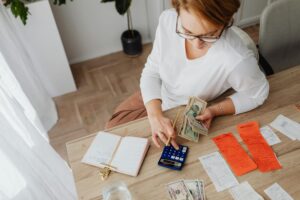 家計簿・お金の管理を無理なく続けるコツ｜完璧を目指さない - household budget notebook