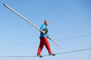 インデックス投資の弱点・限界も理解しておく｜万能ではない - pros cons balance