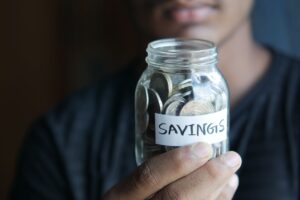 投資と貯蓄の違いを整理｜目的別に使い分ける - saving vs investing