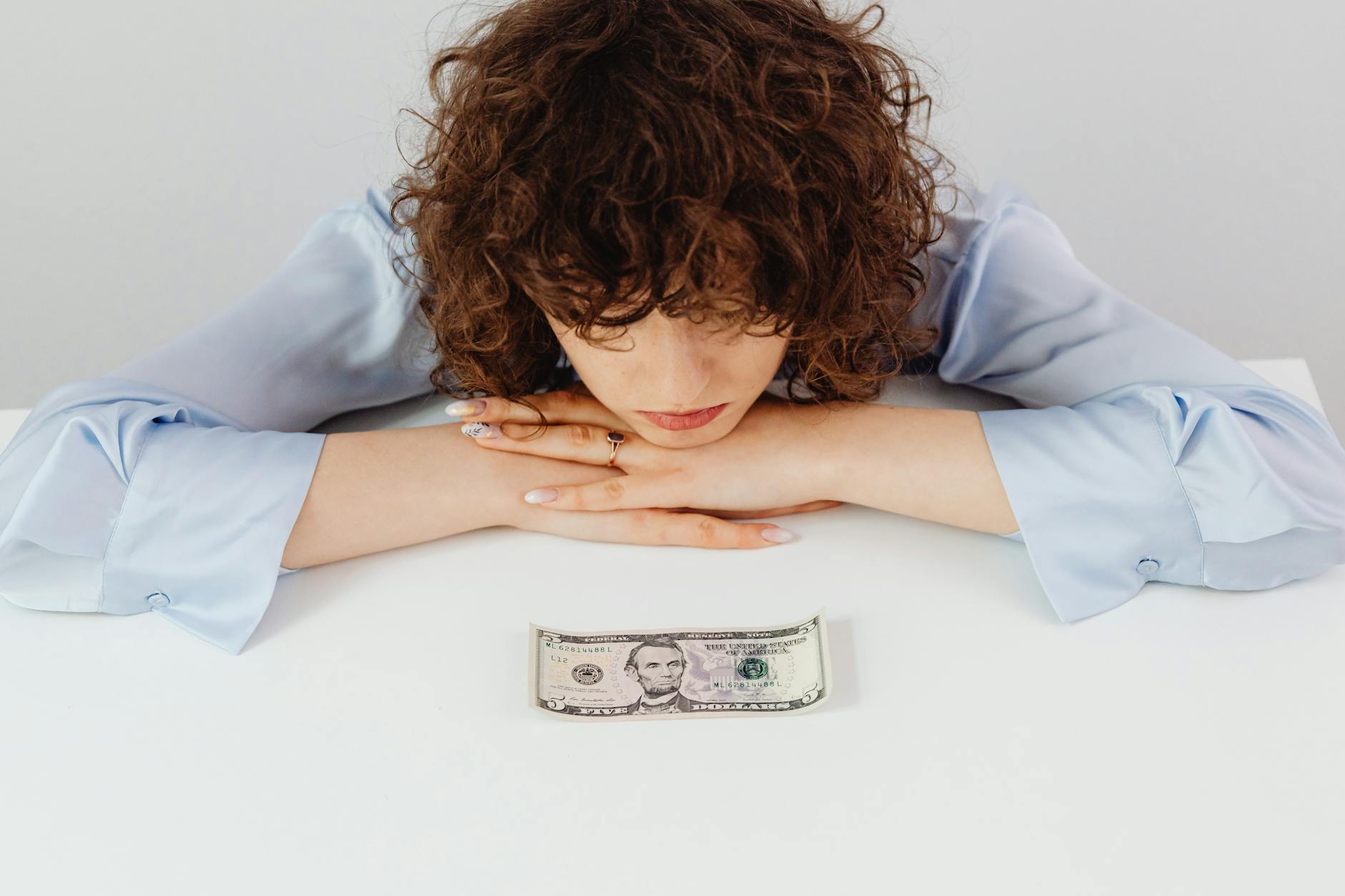 お金の不安と投資の関係｜増やすことだけが解決ではない