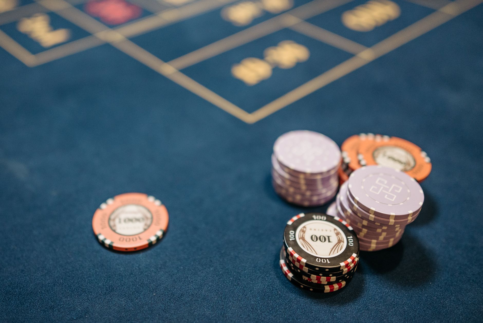 投資とギャンブルの違い｜長期投資はギャンブルではない - investing not gambling