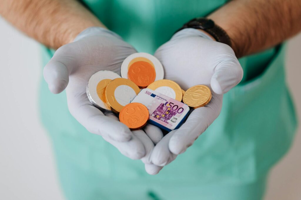介護保険料の基本｜40歳から給与天引きが始まる仕組み - nursing care insurance