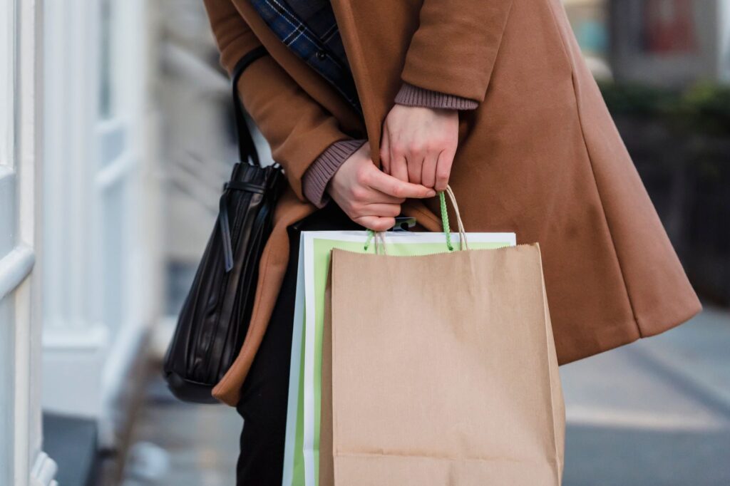 ネット通販依存から脱却する｜衝動買いを減らす習慣 - online shopping reduce