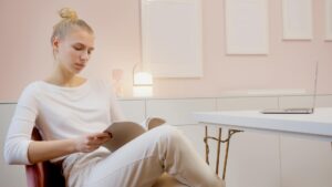在宅ワークの音環境を整える｜集中とオンライン会議の質を上げる - quiet home office