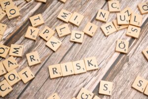 自分のリスク許容度を知る｜下落でも続けられる金額を決める - risk tolerance investing