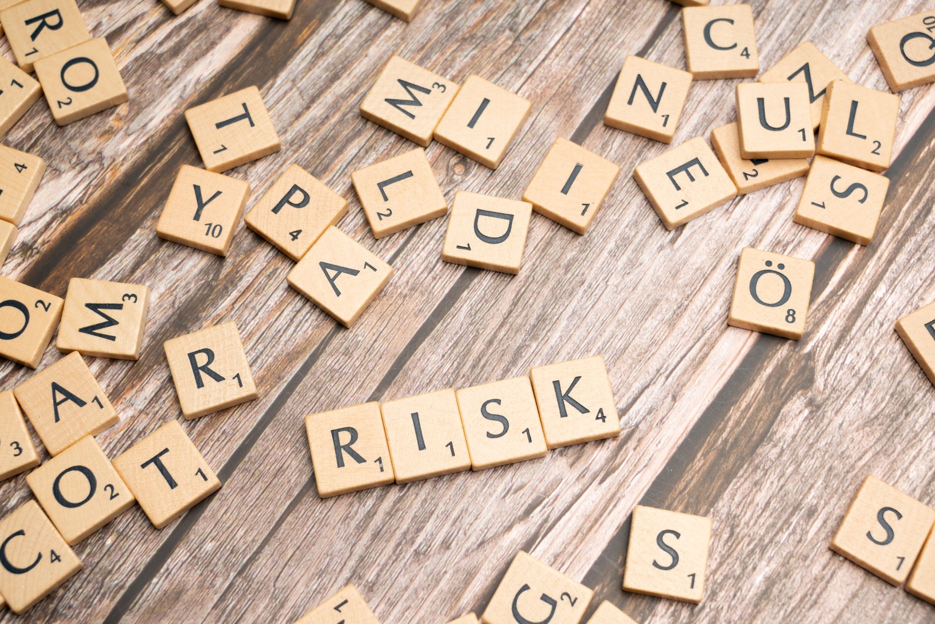 自分のリスク許容度を知る｜下落でも続けられる金額を決める - risk tolerance investing