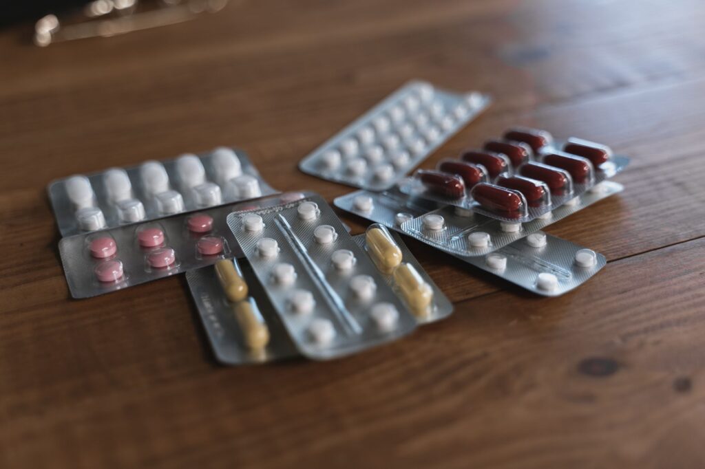 セルフメディケーション税制とは｜市販薬で使える医療費控除の特例 - over the counter medicine